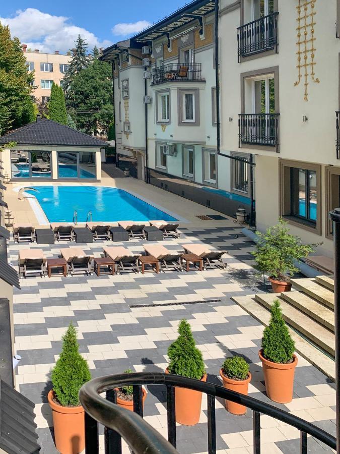 Penthouse Apartment In Hotel Eney Lwów Zewnętrze zdjęcie