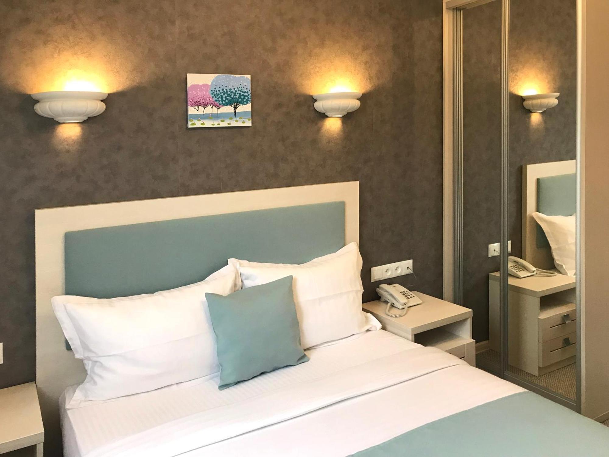 Penthouse Apartment In Hotel Eney Lwów Pokój zdjęcie