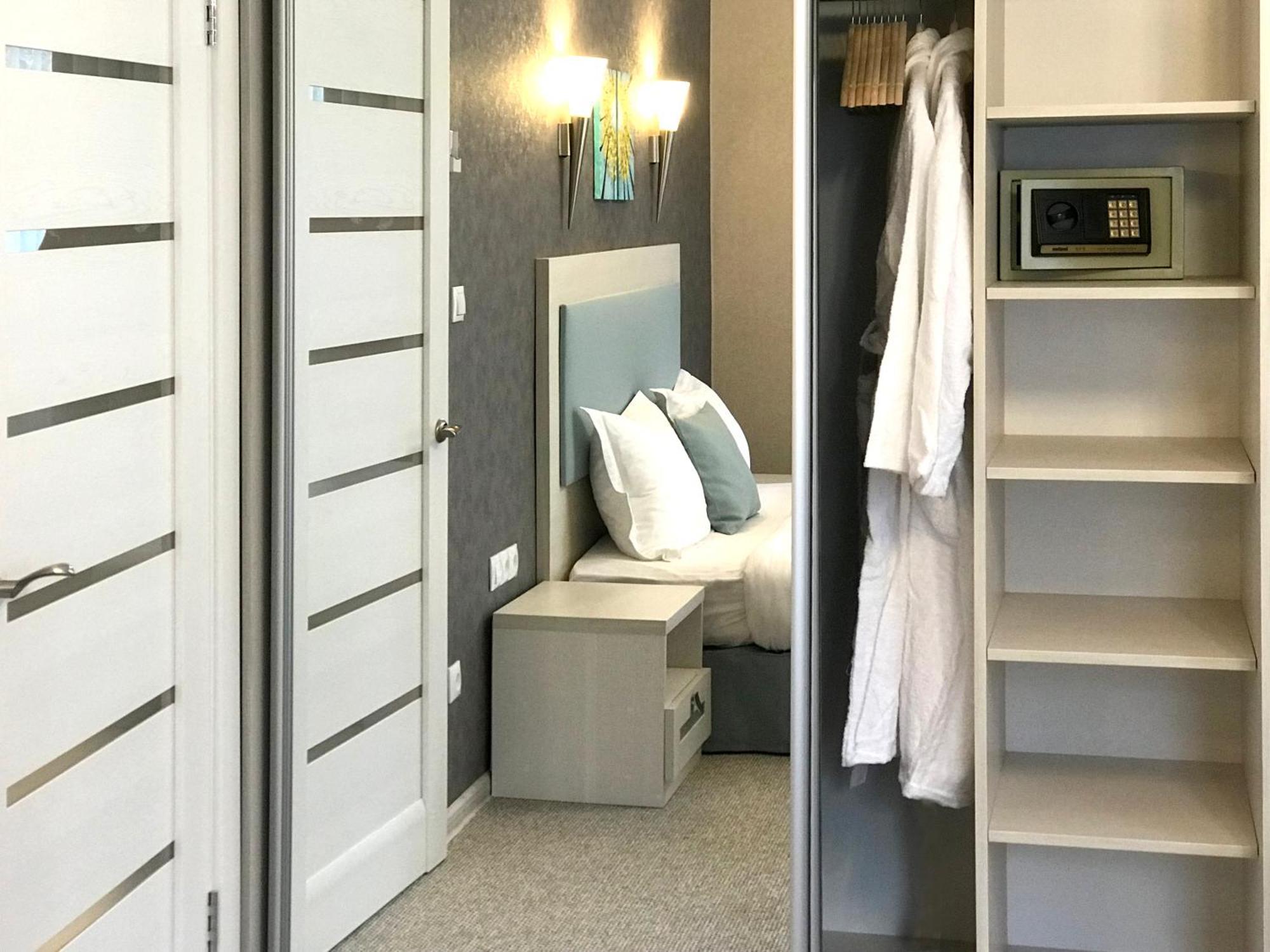 Penthouse Apartment In Hotel Eney Lwów Pokój zdjęcie